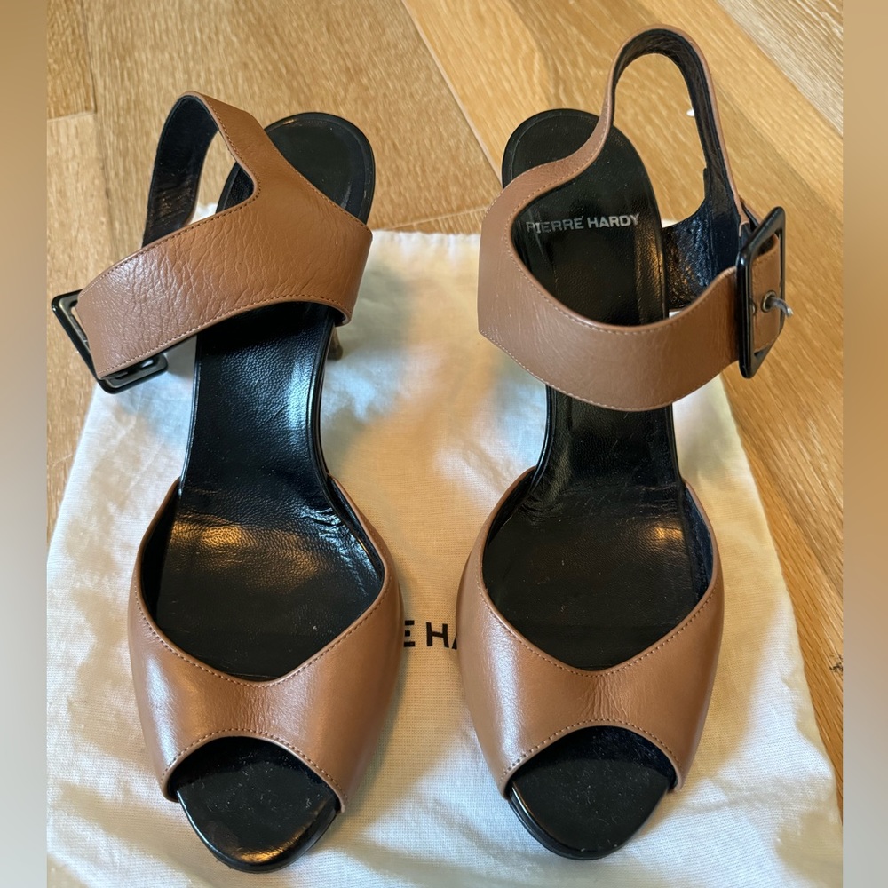 Pierre Hardy Tan and Black Pumps